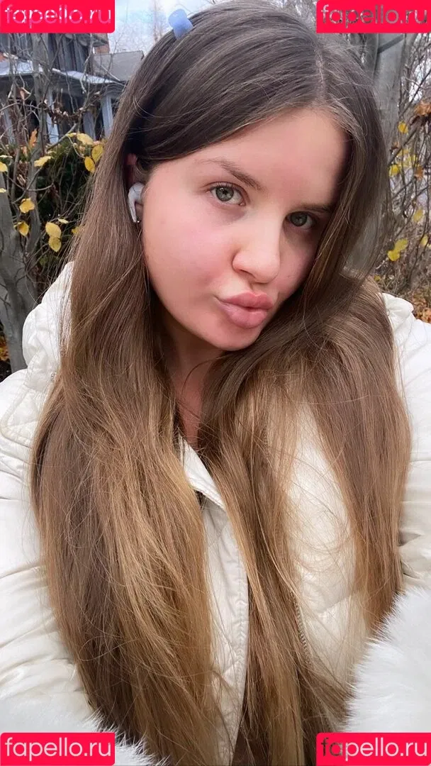 Elizabeth M Onlyfans Photo Gallery 