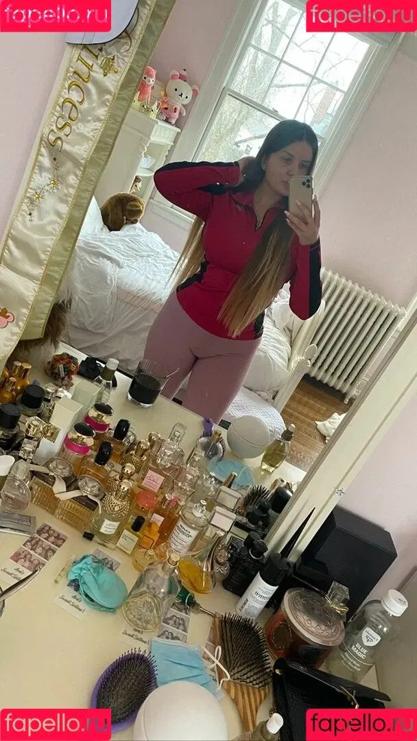 Elizabeth M Onlyfans Photo Gallery 