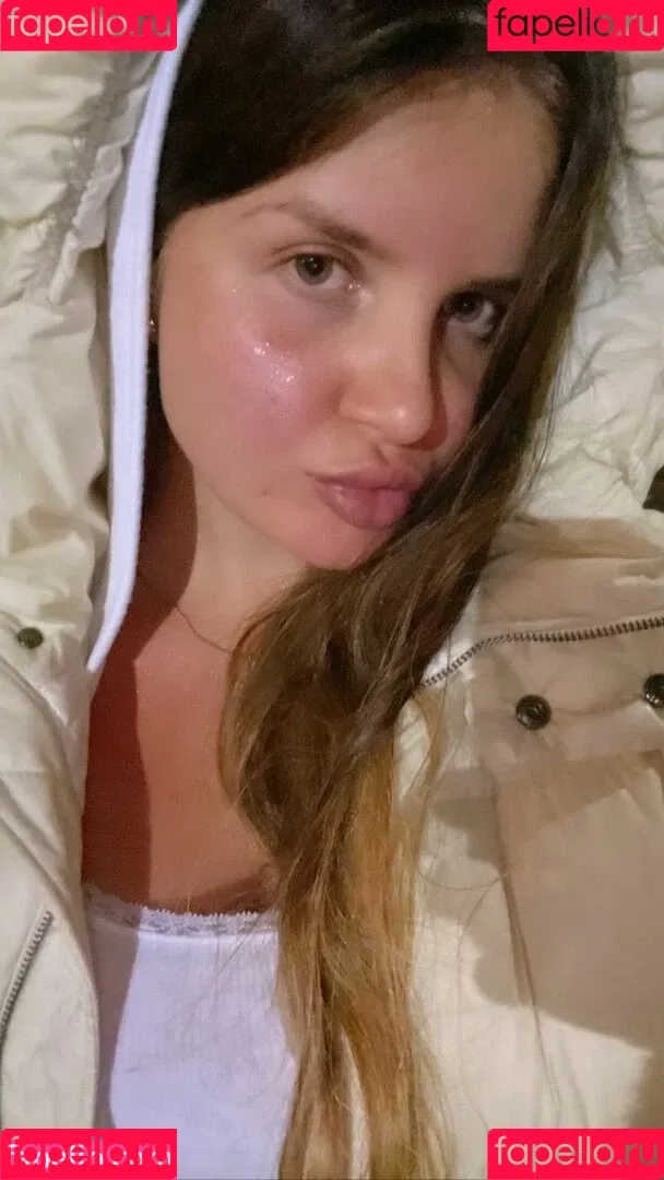 Elizabeth M Onlyfans Photo Gallery 