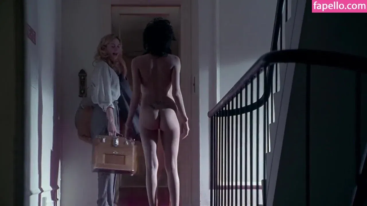 Elizabeth M Onlyfans Photo Gallery 