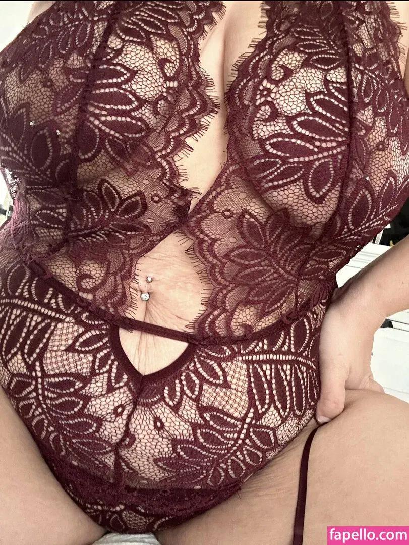 ElizabethHills11 Onlyfans Photo Gallery 