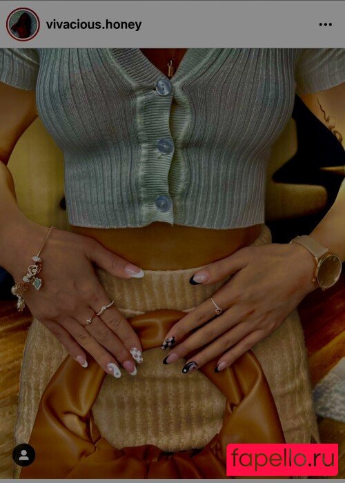 vivacious.honey Onlyfans Photo Gallery 