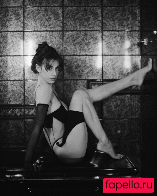 Isa Reda / isareda / queenreda Nude Onlyfans Photo 43