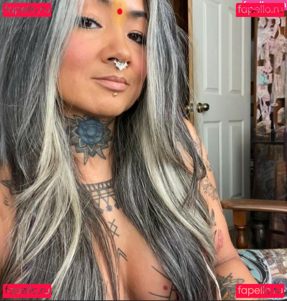 Polly Behringer / thegreybadass / thegreysvip Onlyfans Photo Gallery 