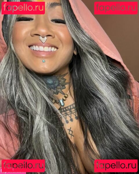 Polly Behringer / thegreybadass / thegreysvip Onlyfans Photo Gallery 