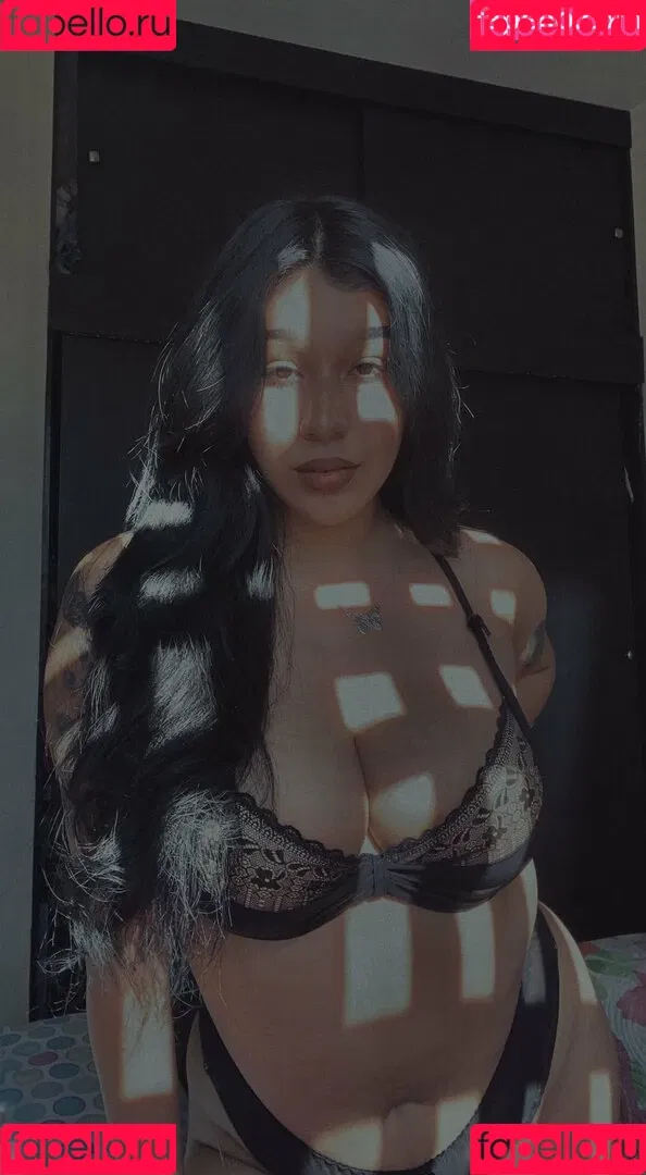 amywinos10 Onlyfans Photo Gallery 