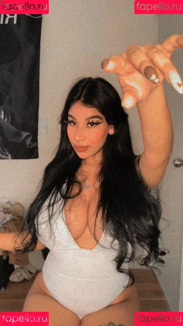 amywinos10 Onlyfans Photo Gallery 