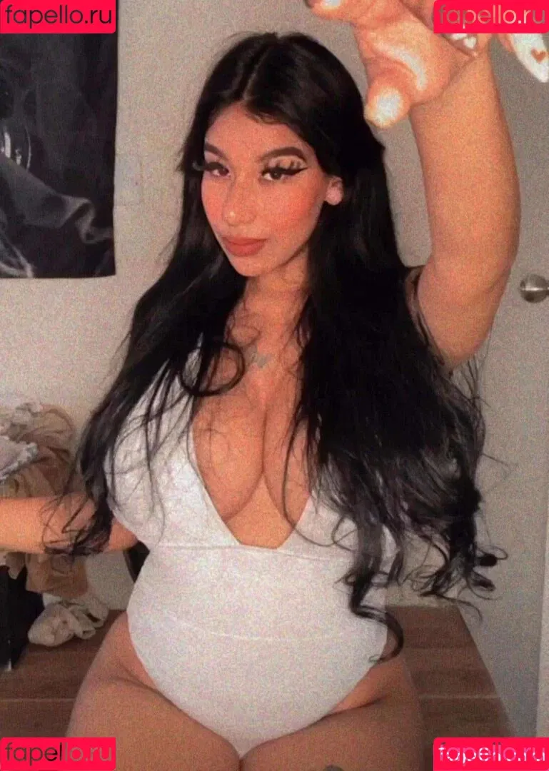 amywinos10 Onlyfans Photo Gallery 