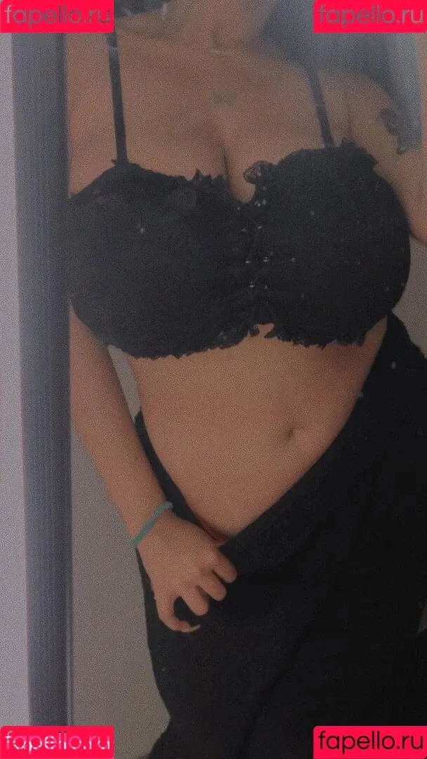 amywinos10 Onlyfans Photo Gallery 