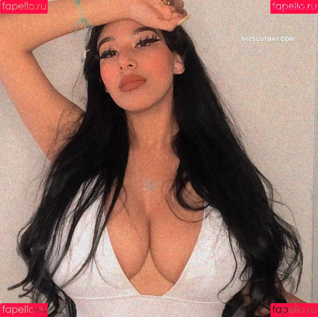 amywinos10 Onlyfans Photo Gallery 
