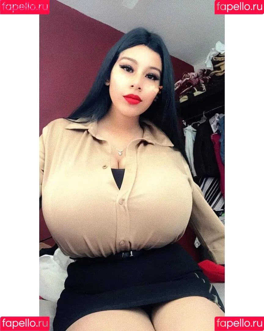 amywinos10 Onlyfans Photo Gallery 