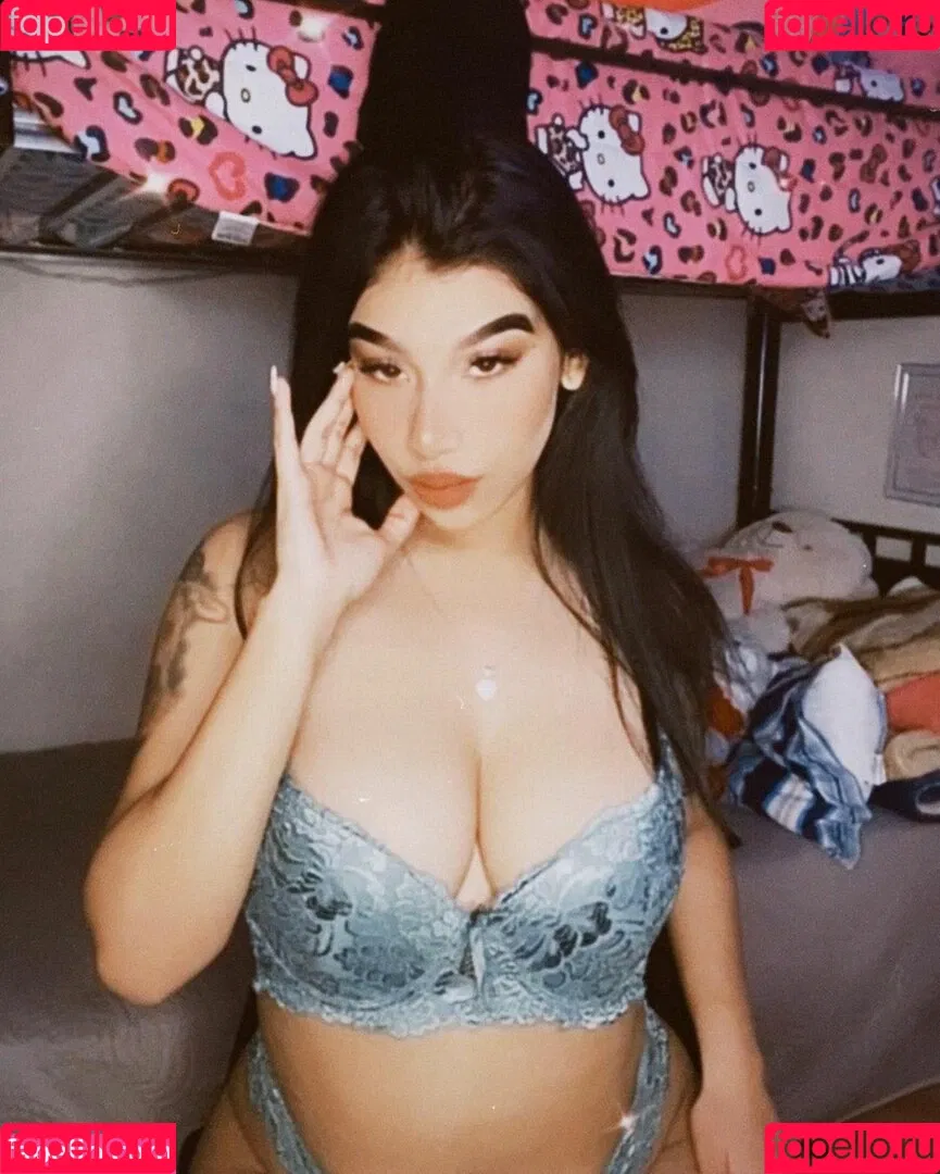amywinos10 Onlyfans Photo Gallery 