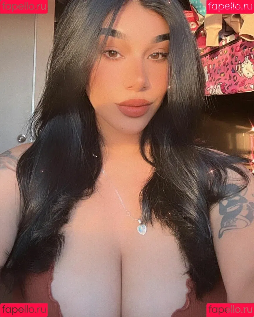 amywinos10 Onlyfans Photo Gallery 