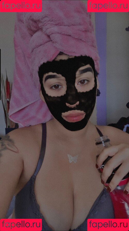 amywinos10 Onlyfans Photo Gallery 