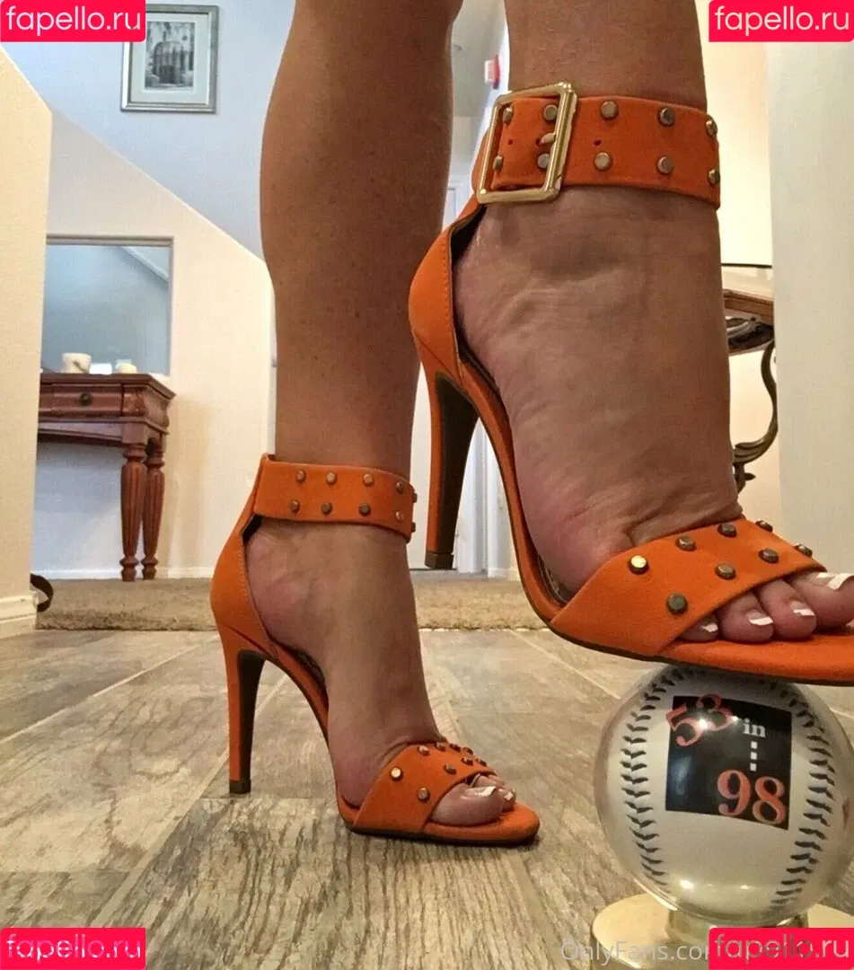 wonderfeetwoman Onlyfans Photo Gallery 