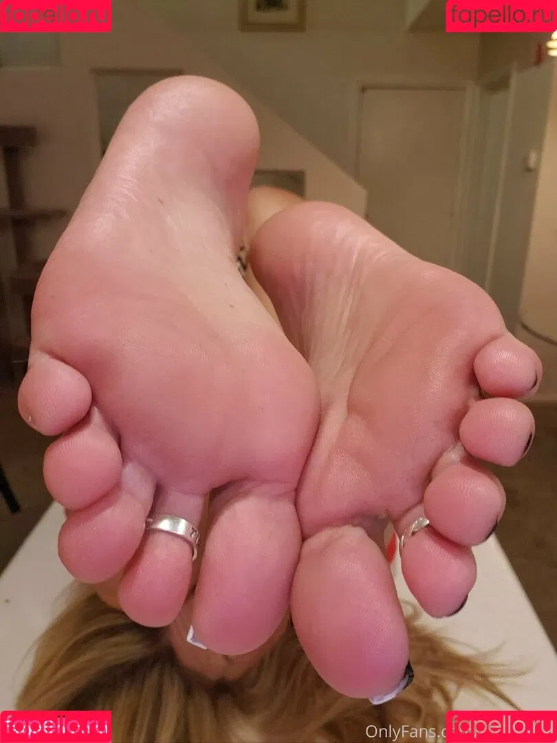 wonderfeetwoman Onlyfans Photo Gallery 