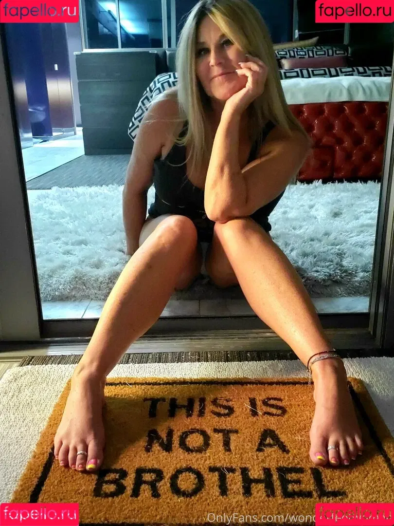 wonderfeetwoman Onlyfans Photo Gallery 