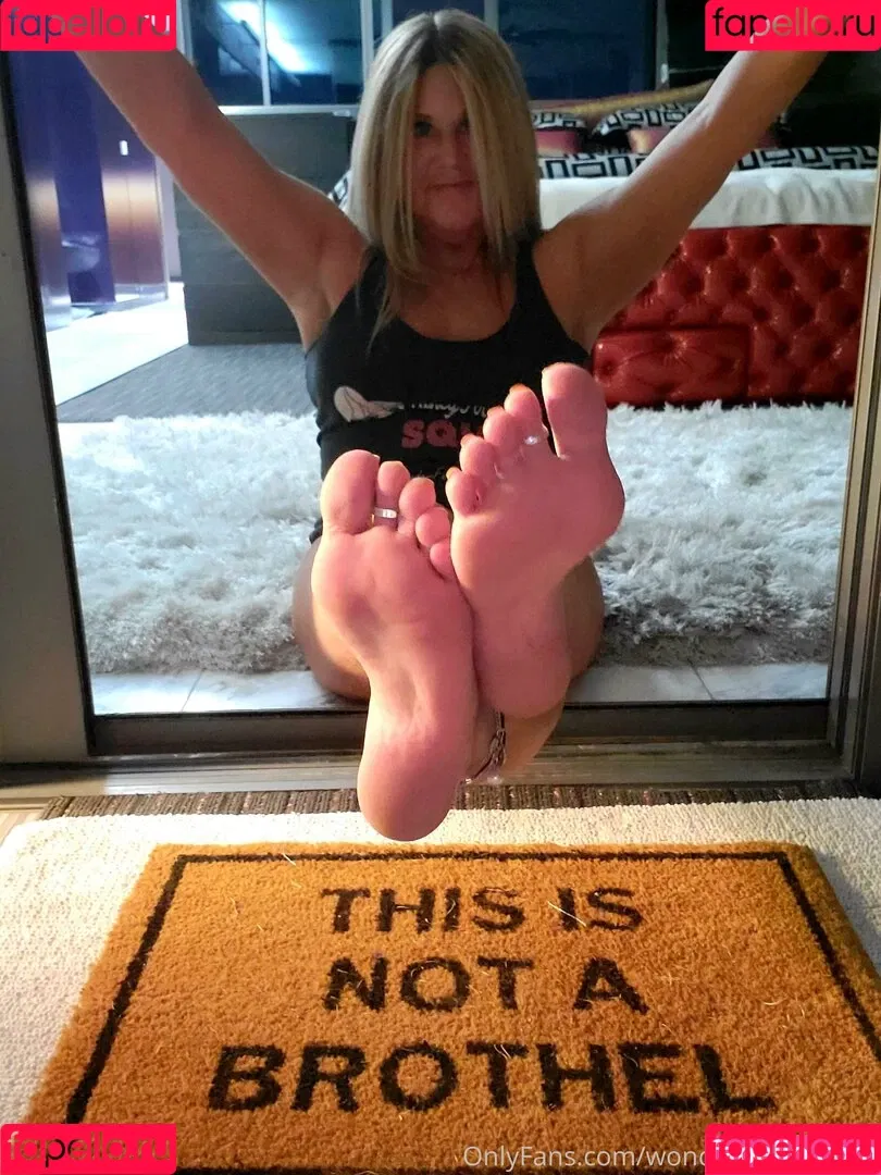 wonderfeetwoman Onlyfans Photo Gallery 
