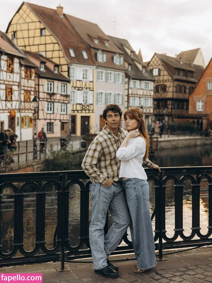 Sydney Sierota Onlyfans Photo Gallery 