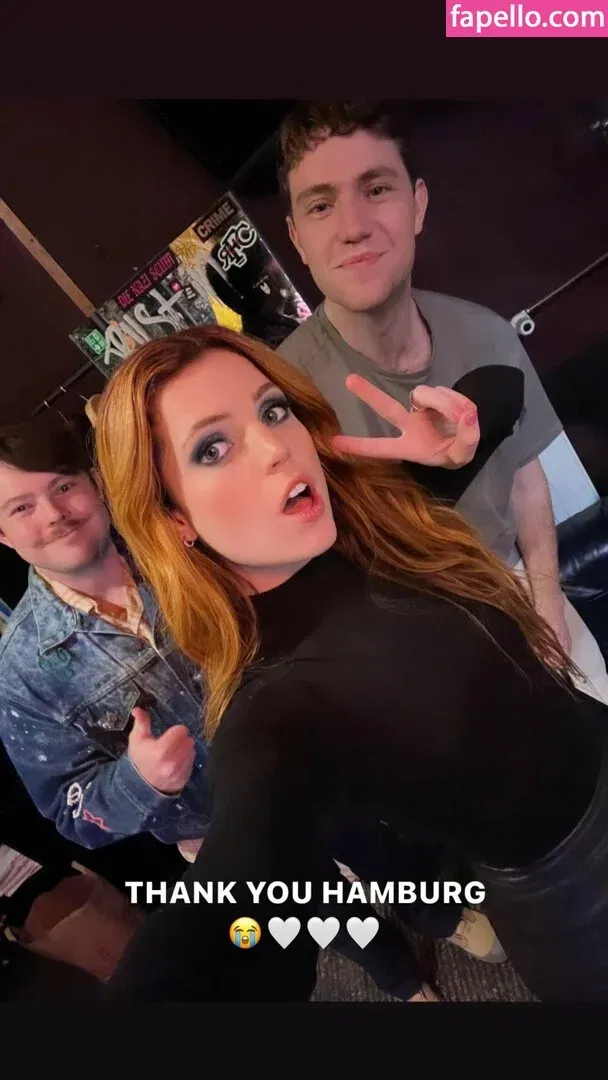 Sydney Sierota Onlyfans Photo Gallery 