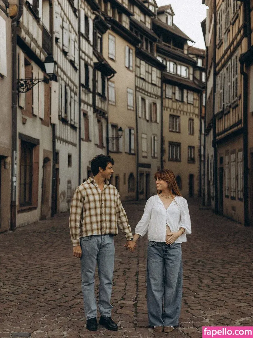 Sydney Sierota Onlyfans Photo Gallery 