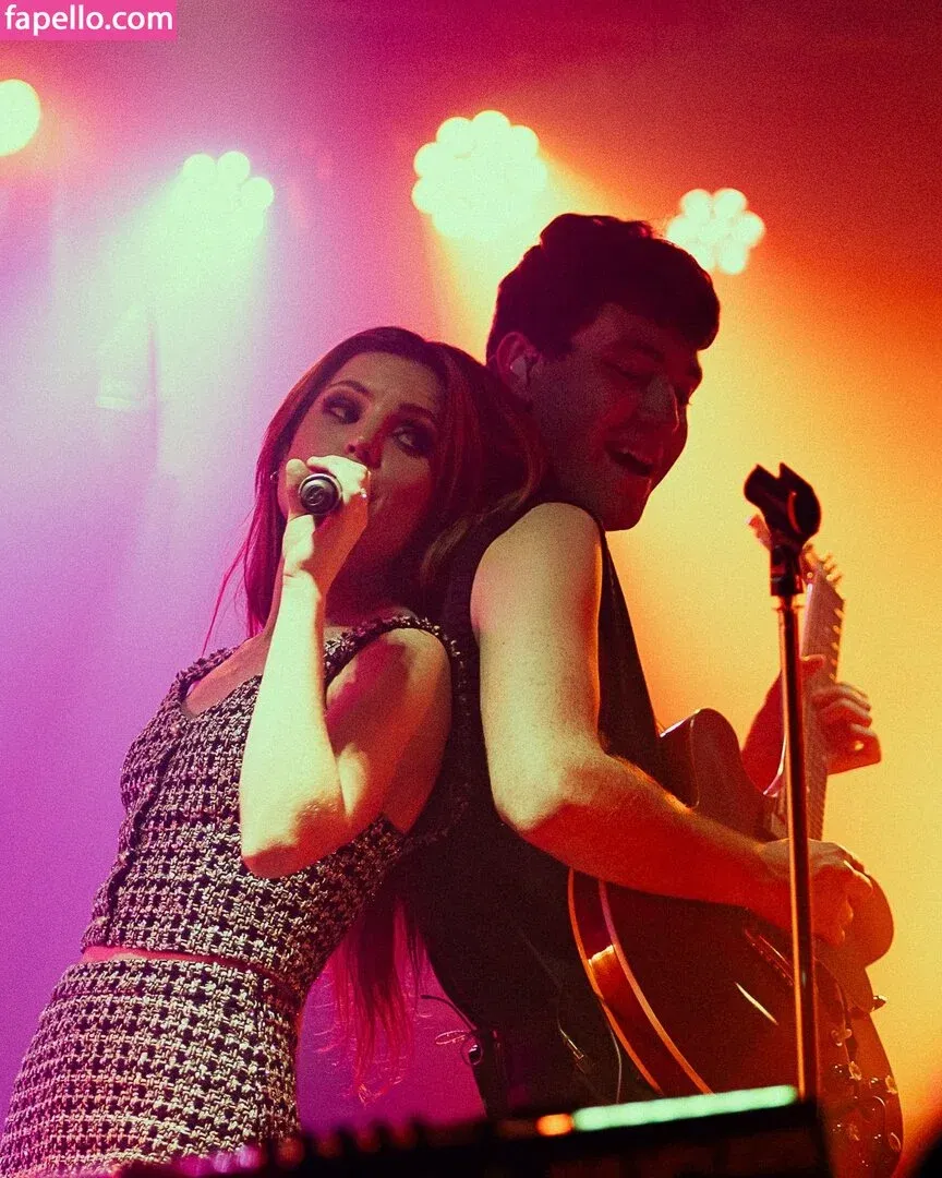 Sydney Sierota Onlyfans Photo Gallery 