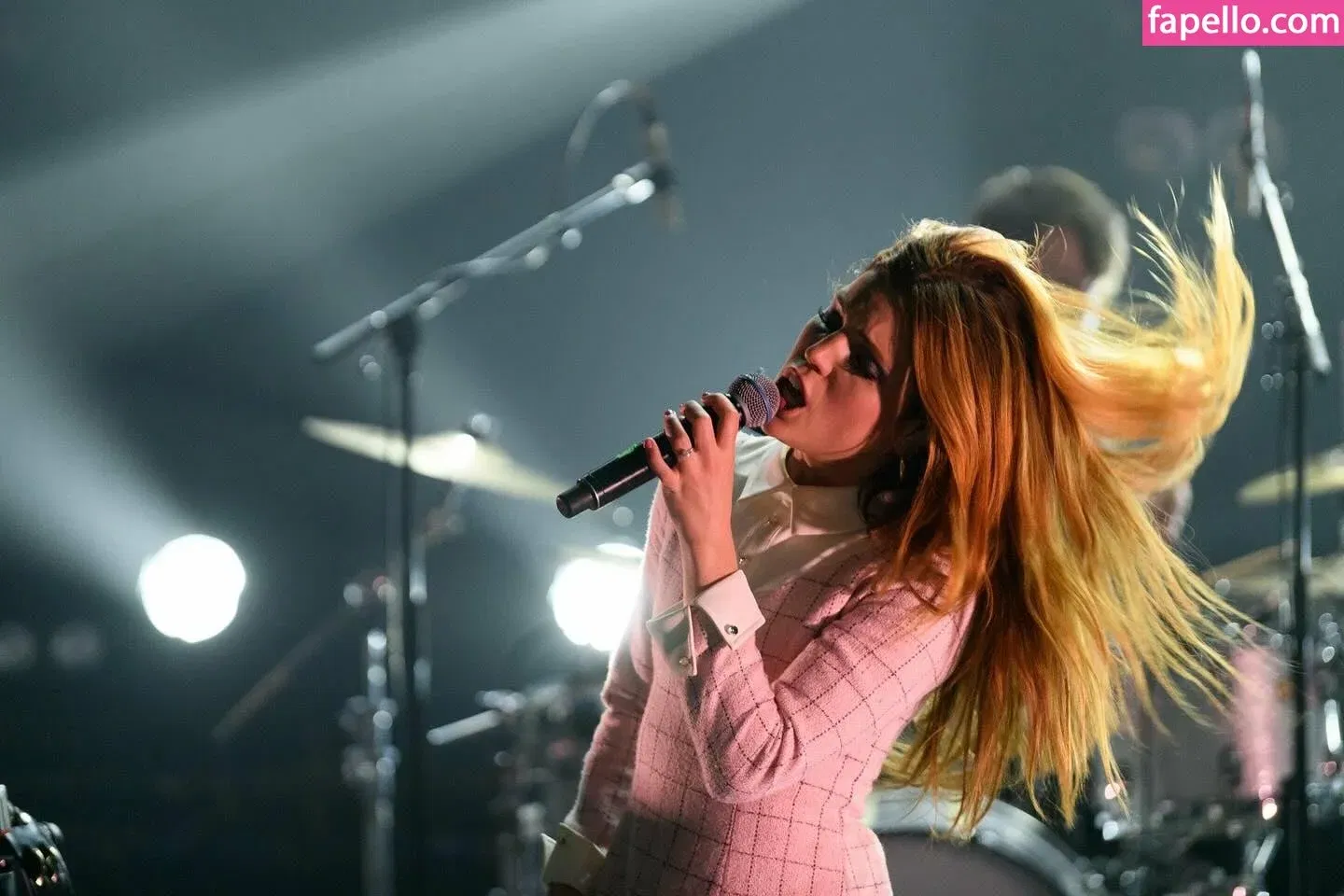 Sydney Sierota Onlyfans Photo Gallery 