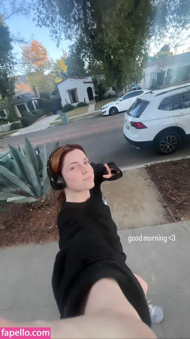 Sydney Sierota Onlyfans Photo Gallery 