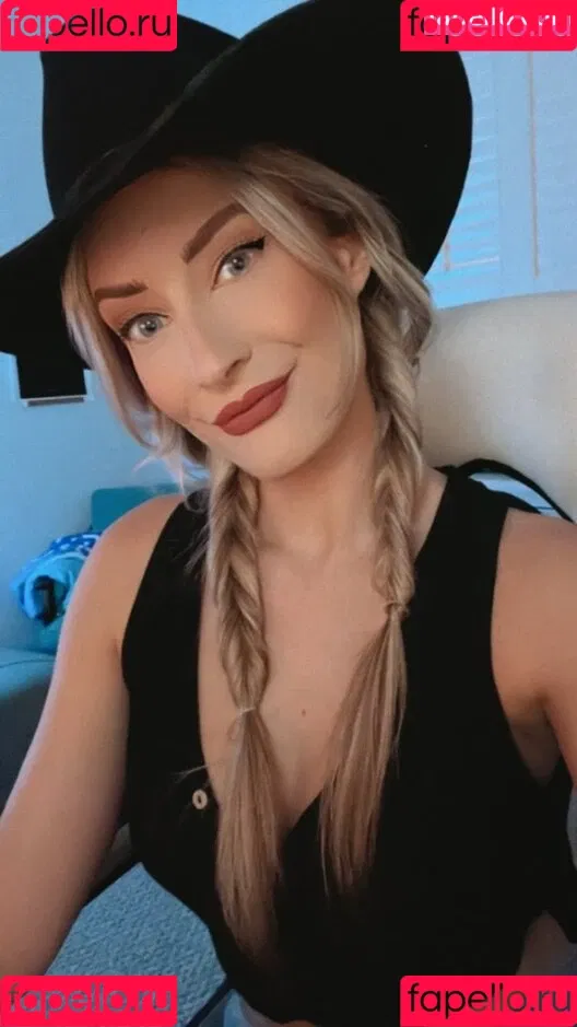 BasicWitGirl Onlyfans Photo Gallery 
