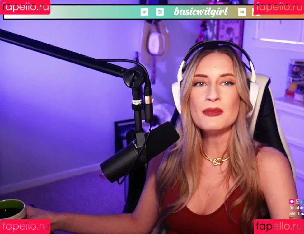 BasicWitGirl Onlyfans Photo Gallery 