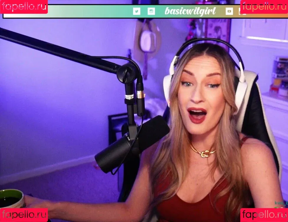 BasicWitGirl Onlyfans Photo Gallery 