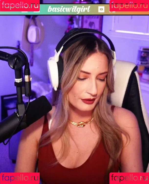 BasicWitGirl Onlyfans Photo Gallery 