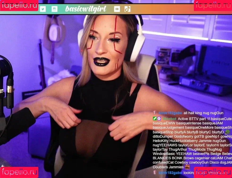 BasicWitGirl Onlyfans Photo Gallery 