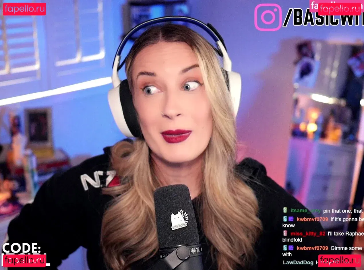 BasicWitGirl Onlyfans Photo Gallery 