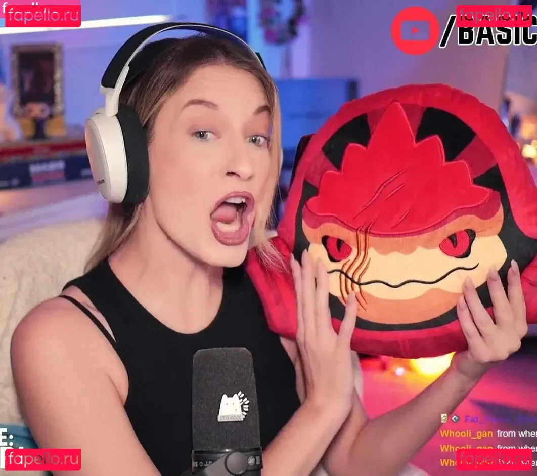 BasicWitGirl Onlyfans Photo Gallery 