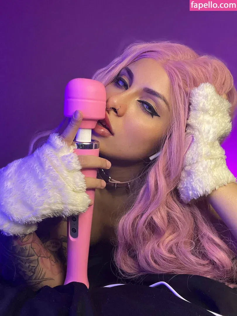 Sorriso Cosplayer Onlyfans Photo Gallery 