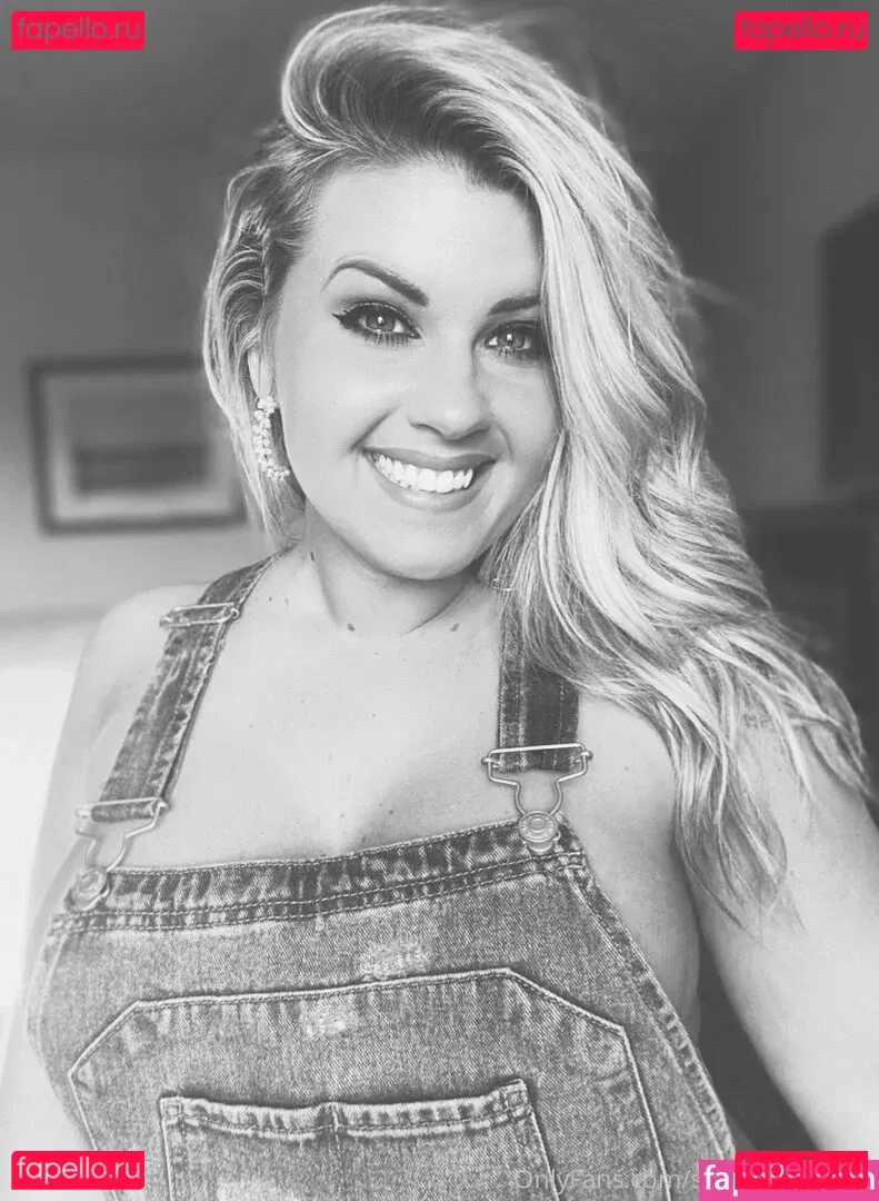 sweetteeofficial Onlyfans Photo Gallery 