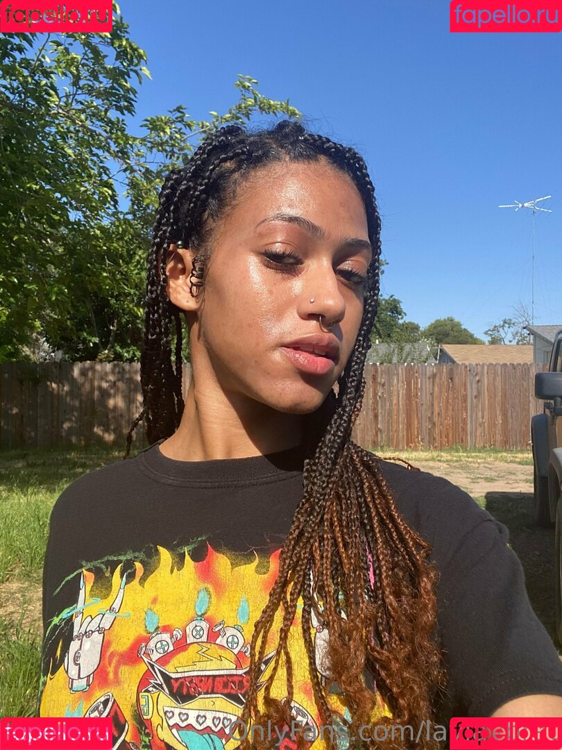 laylaybrat Onlyfans Photo Gallery 