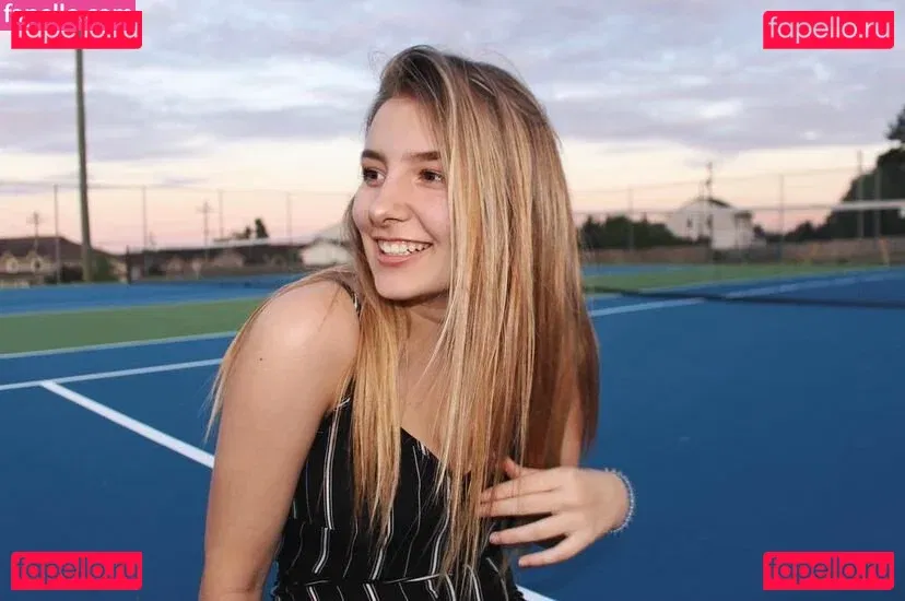 Sarao Sulli Onlyfans Photo Gallery 