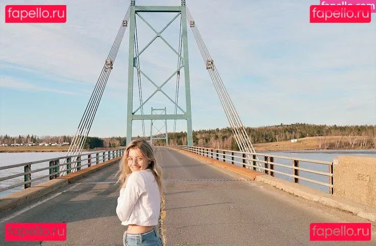 Sarao Sulli Onlyfans Photo Gallery 