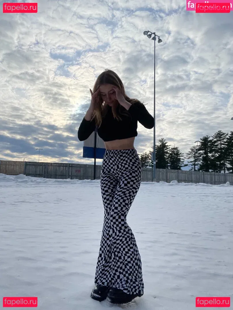 Sarao Sulli Onlyfans Photo Gallery 