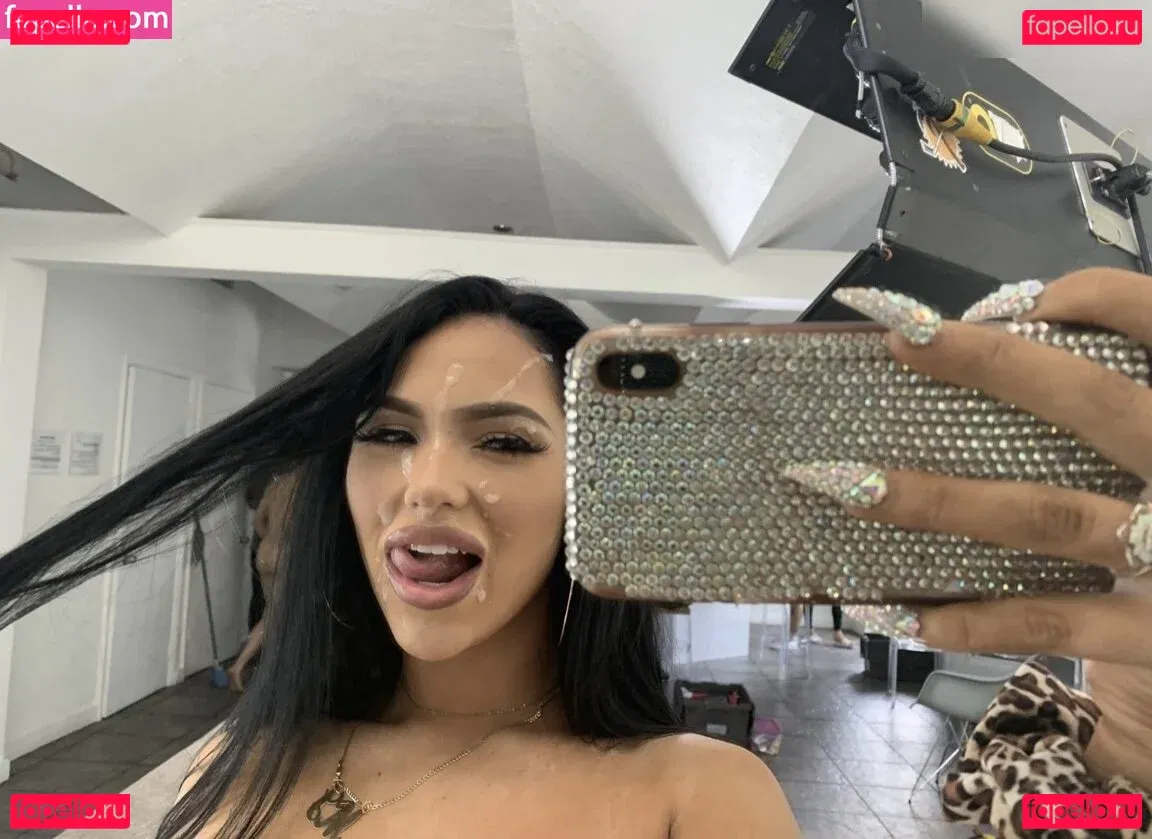 MJ Fresh Onlyfans Photo Gallery 