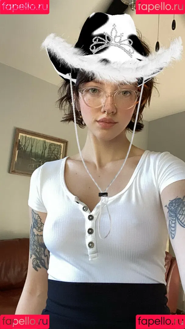 Pleasequietdown Onlyfans Photo Gallery 