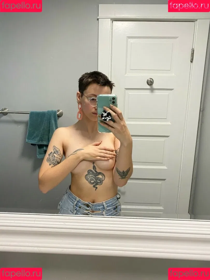 Pleasequietdown Onlyfans Photo Gallery 