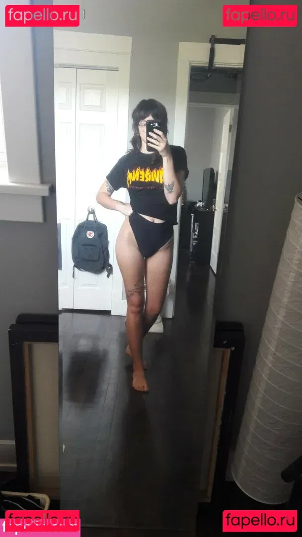 Pleasequietdown Onlyfans Photo Gallery 