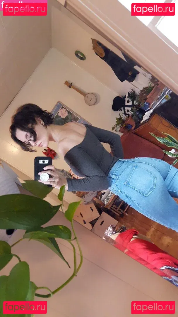 Pleasequietdown Onlyfans Photo Gallery 