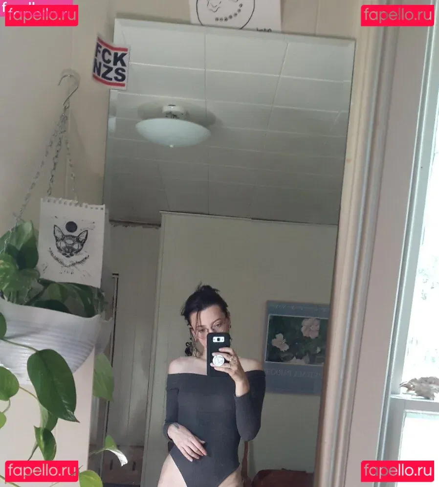 Pleasequietdown Onlyfans Photo Gallery 