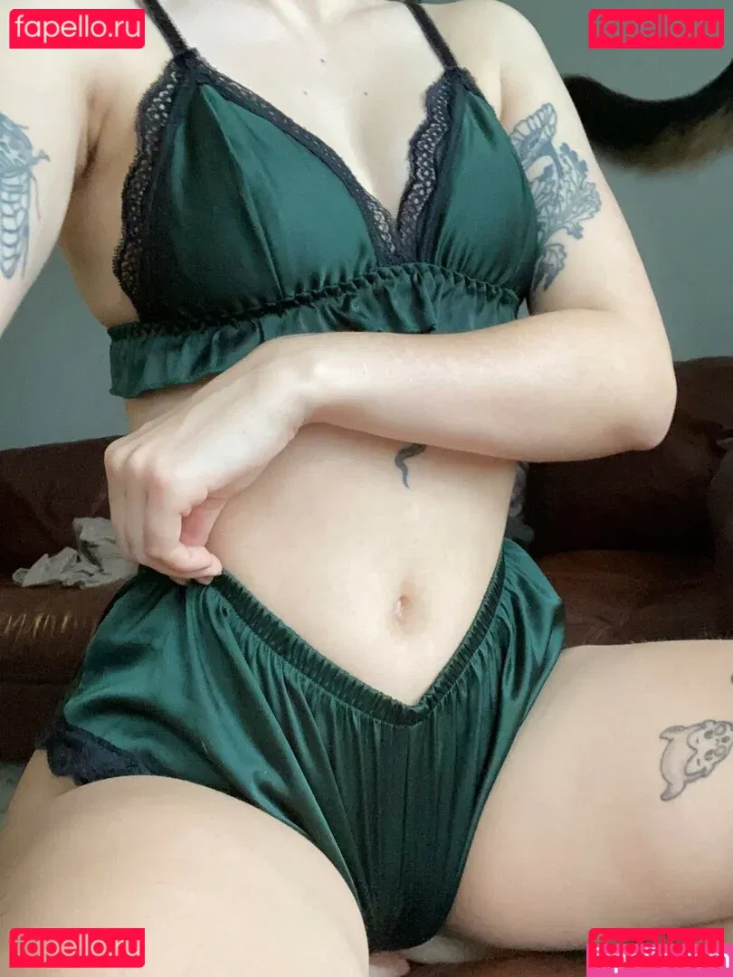 Pleasequietdown Onlyfans Photo Gallery 