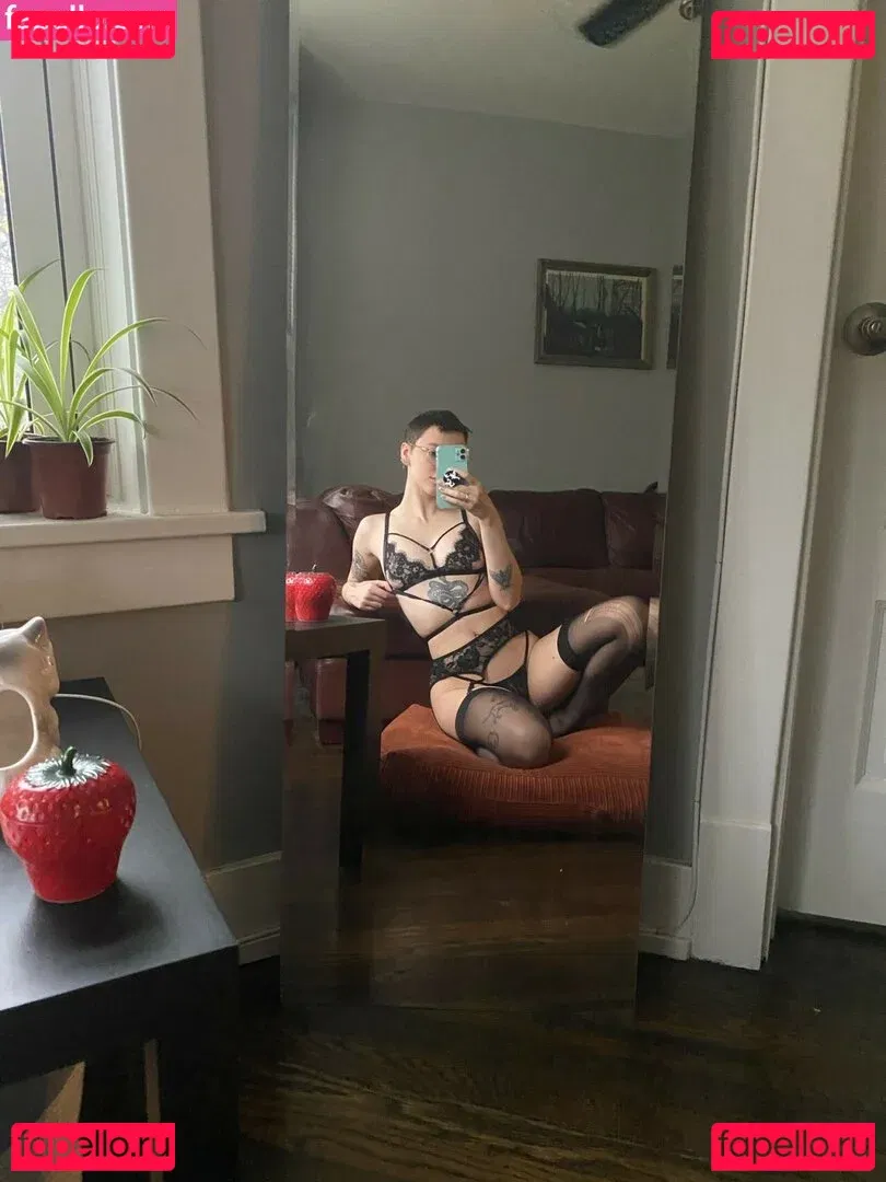 Pleasequietdown Onlyfans Photo Gallery 