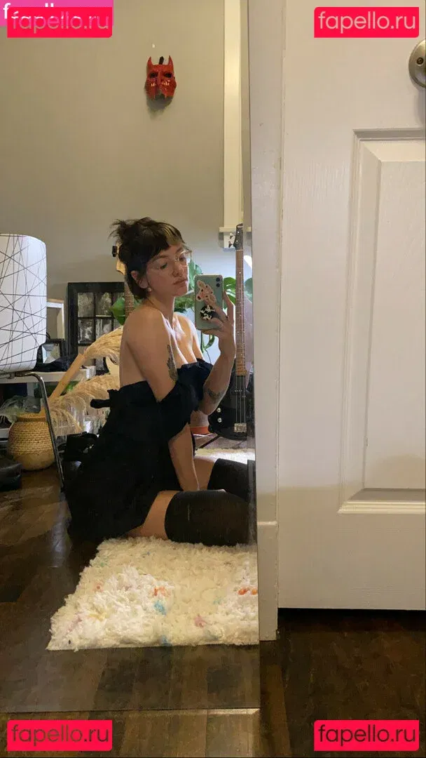 Pleasequietdown Onlyfans Photo Gallery 